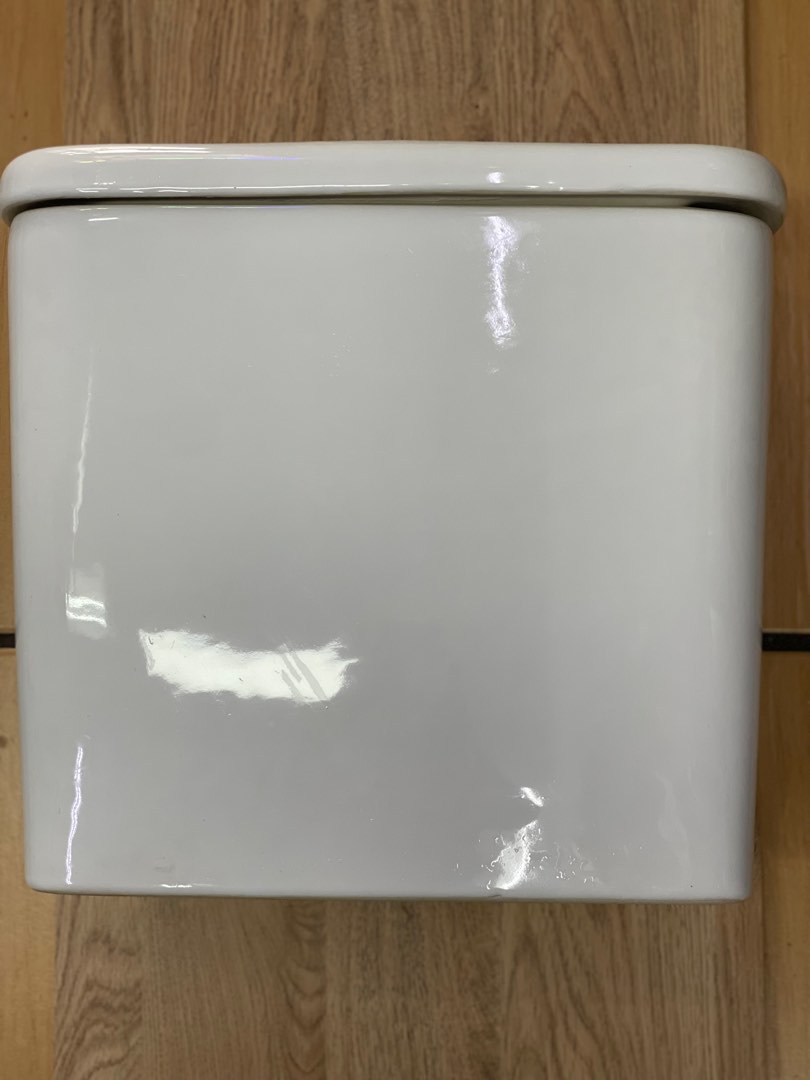 Johnson Suisse Trend Cistern with lid ONLY, Furniture & Home Living, Bathroom & Kitchen Fixtures