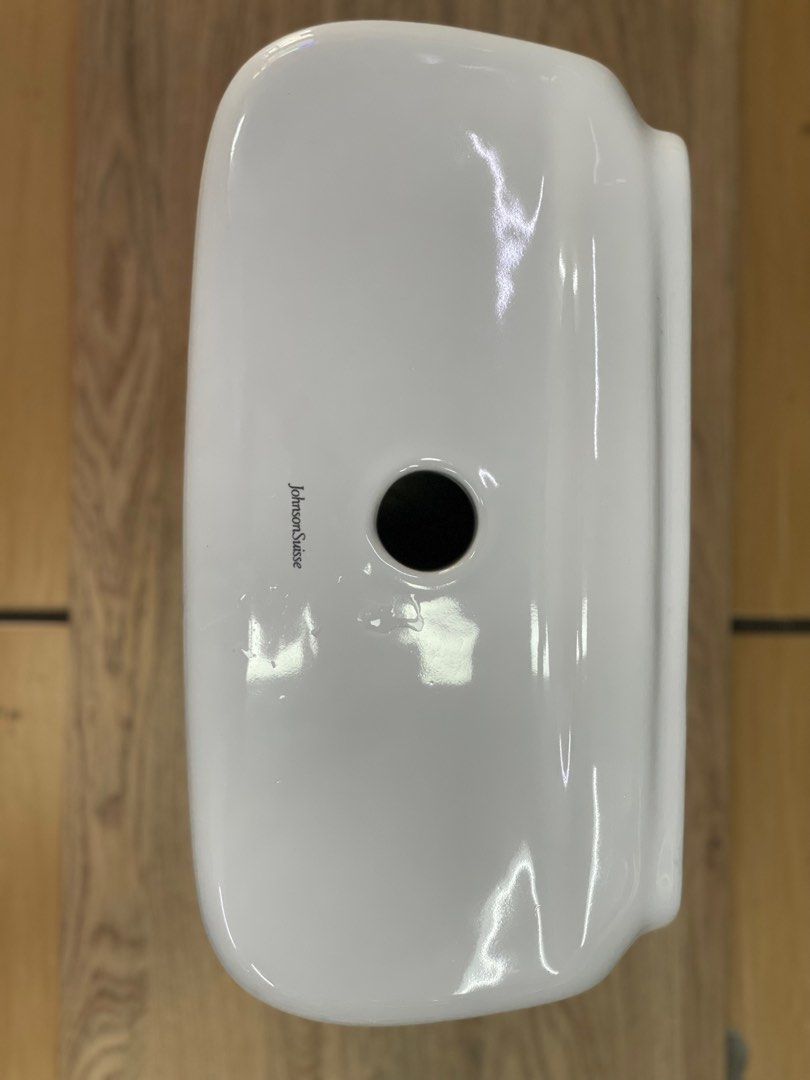 Johnson Suisse Trend Cistern with lid ONLY, Furniture & Home Living, Bathroom & Kitchen Fixtures