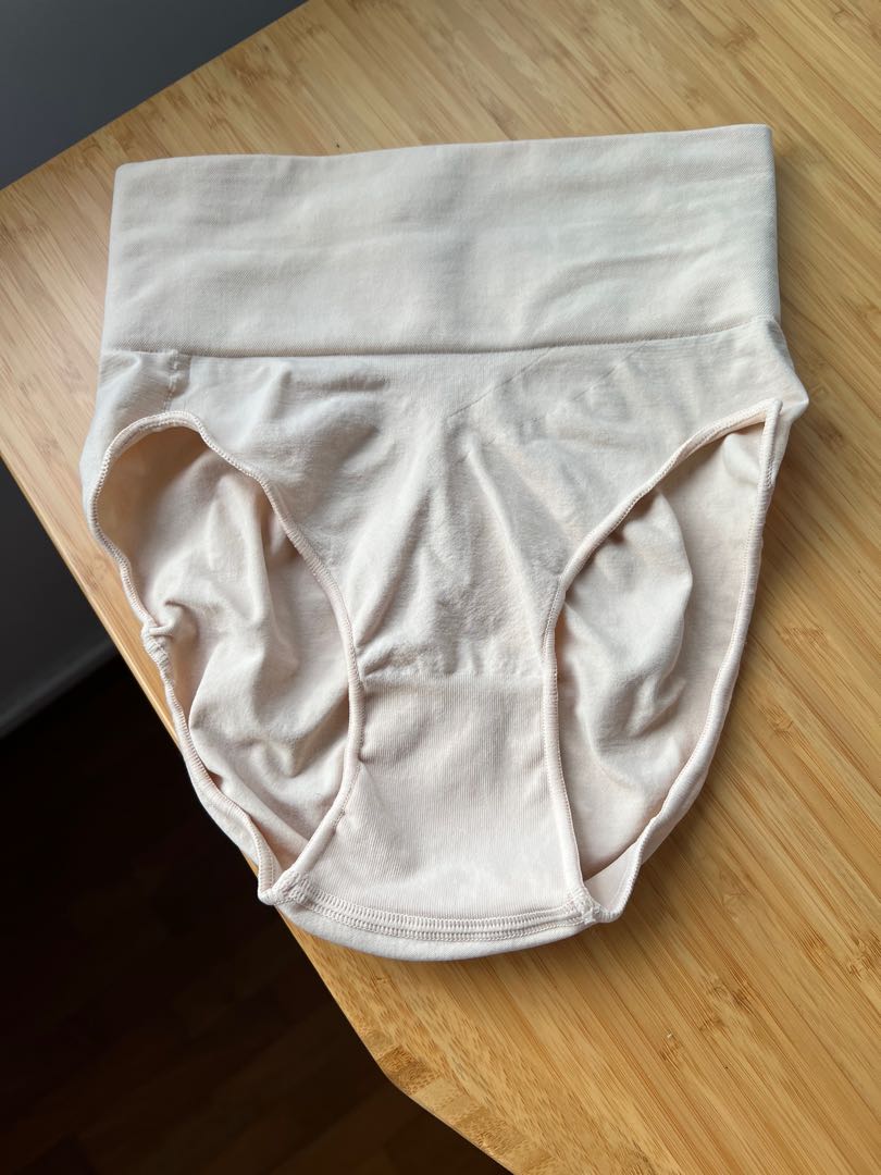 SKIMS Kim Kardashian Core Control Brief Sand Color, Women's Fashion