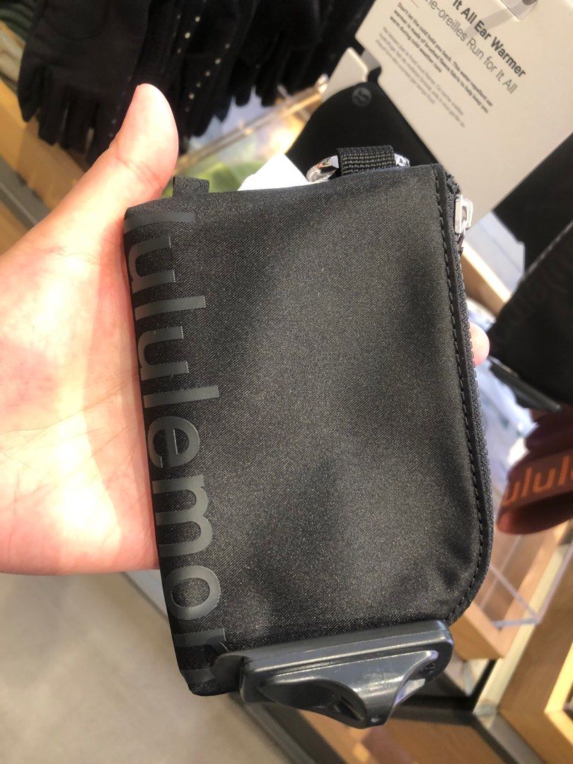Lululemon Clippable Card Pouch, Women's Fashion, Bags & Wallets, Purses