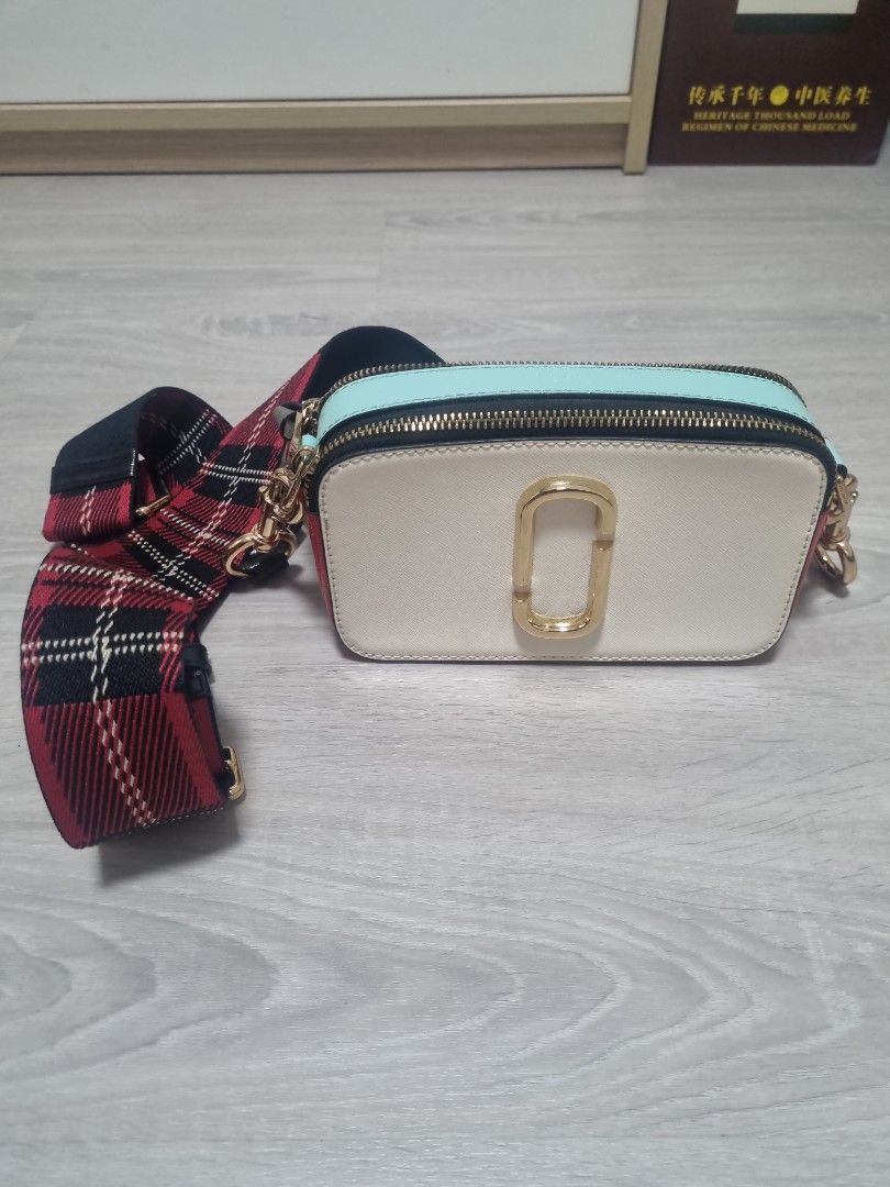 Marc Jacobs camera bag, Women's Fashion, Bags & Wallets, Crossbody
