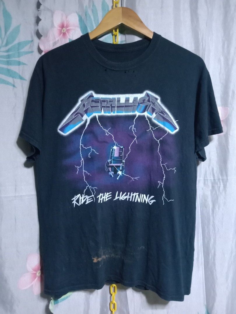 Metallica ride the lightning sale shirt glow in the dark