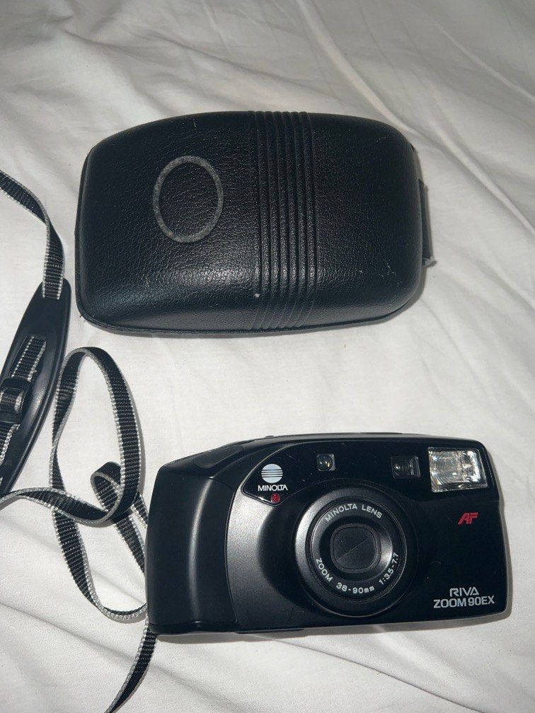 minolta riva zoom 90ex