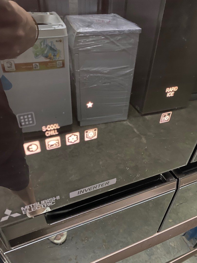 Mitsubishi FOLIO 3Ticks 6DOORS Auto Icemaker Inverter Fridge, 485L, TV