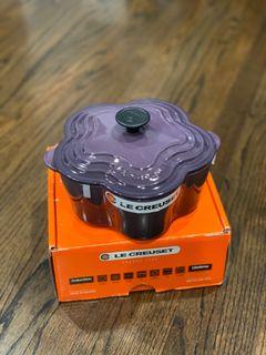 New Le Creuset Cassis Flower Cocotte Rare