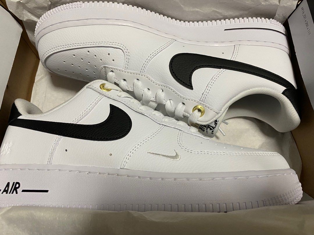 Nike air force best sale 1 black white gold