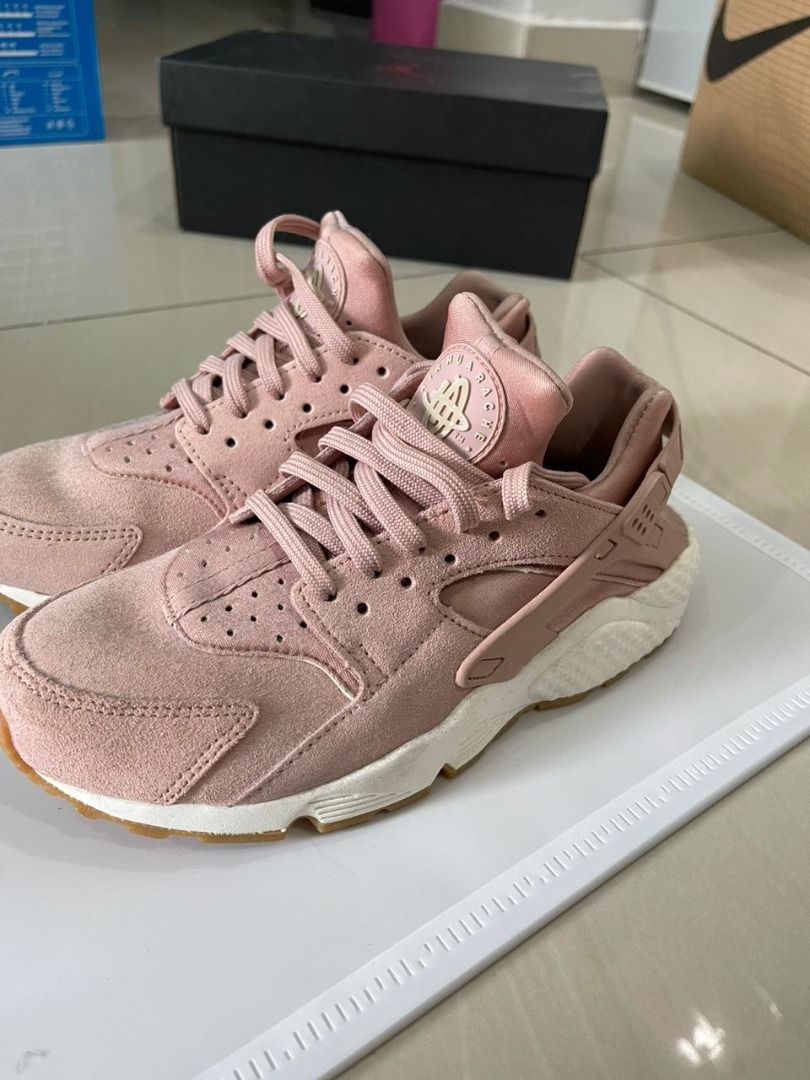 NIKE AIR HUARACHE Run Particle Pink Suede Women's Shoes Size 8 (AA0524-600)