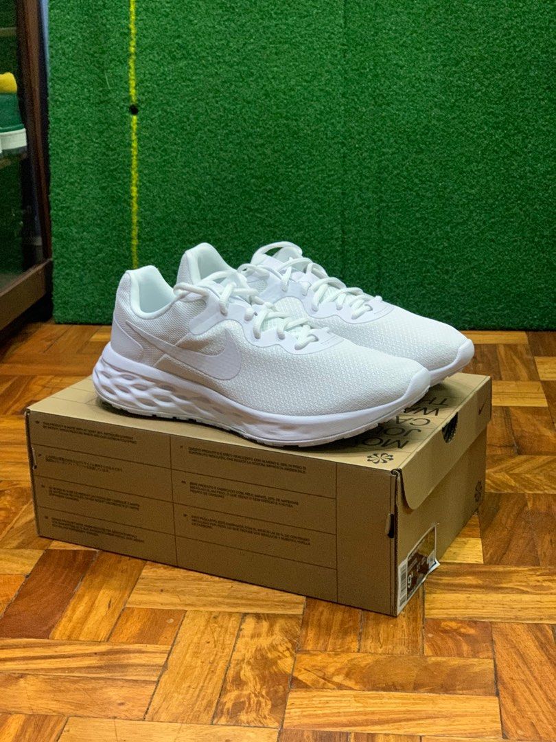 nike revolution 5 men's white