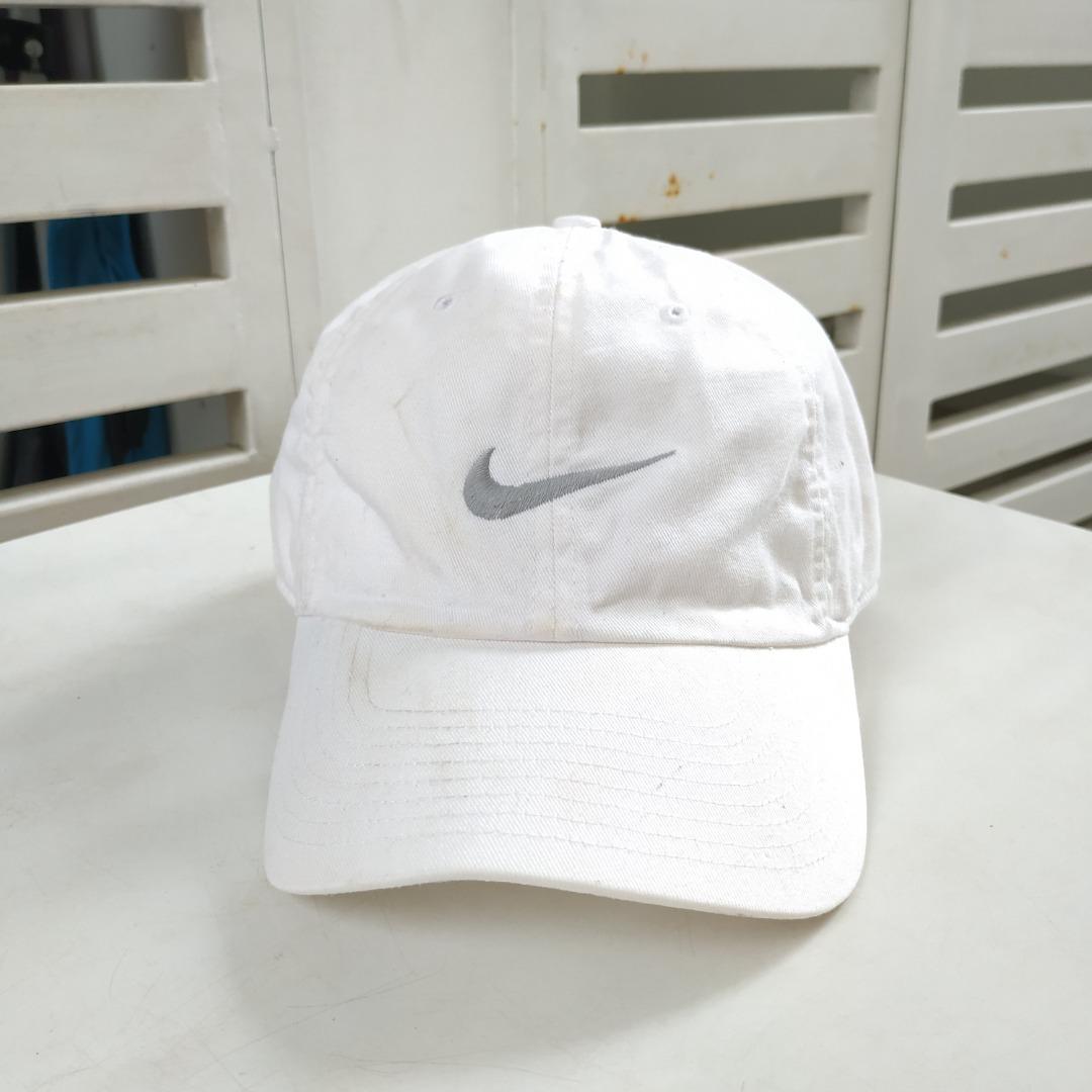Topi top sport nike