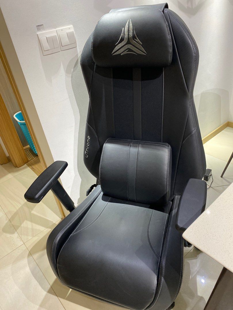 Osim Uthrone Gaming Chair, Furniture & Home Living, Furniture, Chairs on Carousell