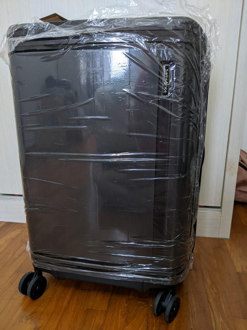 Black 25 inch Samsonite harts spinner 68/25, Hobbies & Toys, Travel