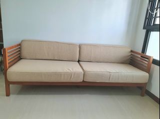 (Category: ) located in . Submitted by evaave (Listing ID 1194497645, Image 1). Description: .