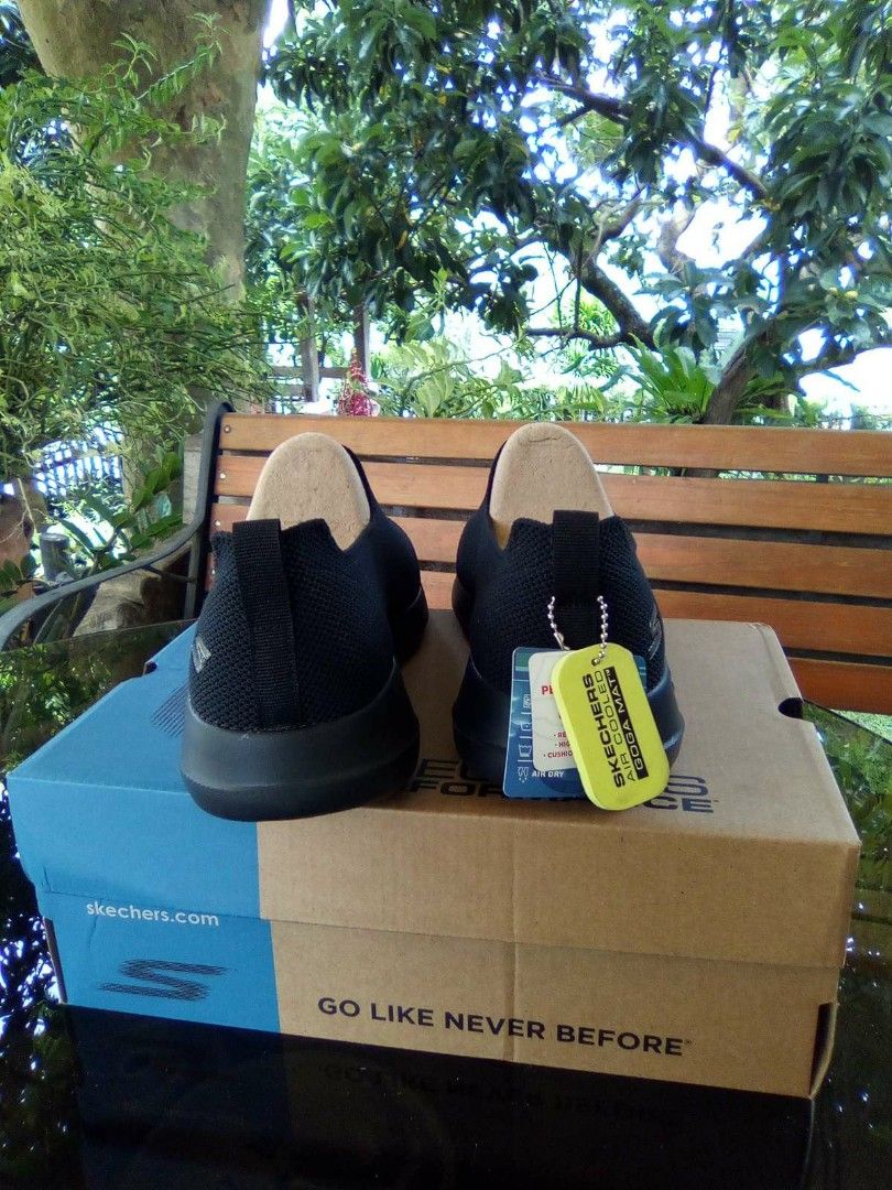 sketchers go go max