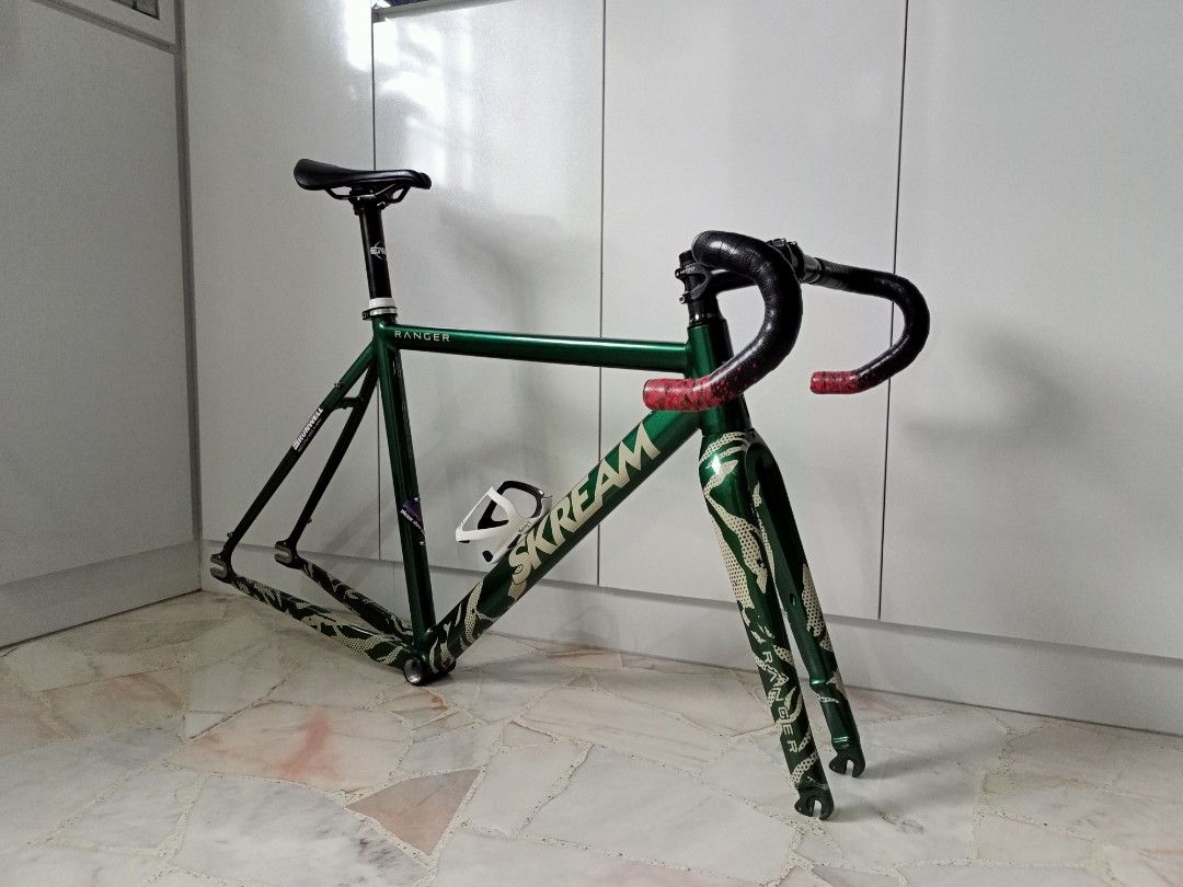 SKREAM BIKES ANODIZ フレームセット ピスト