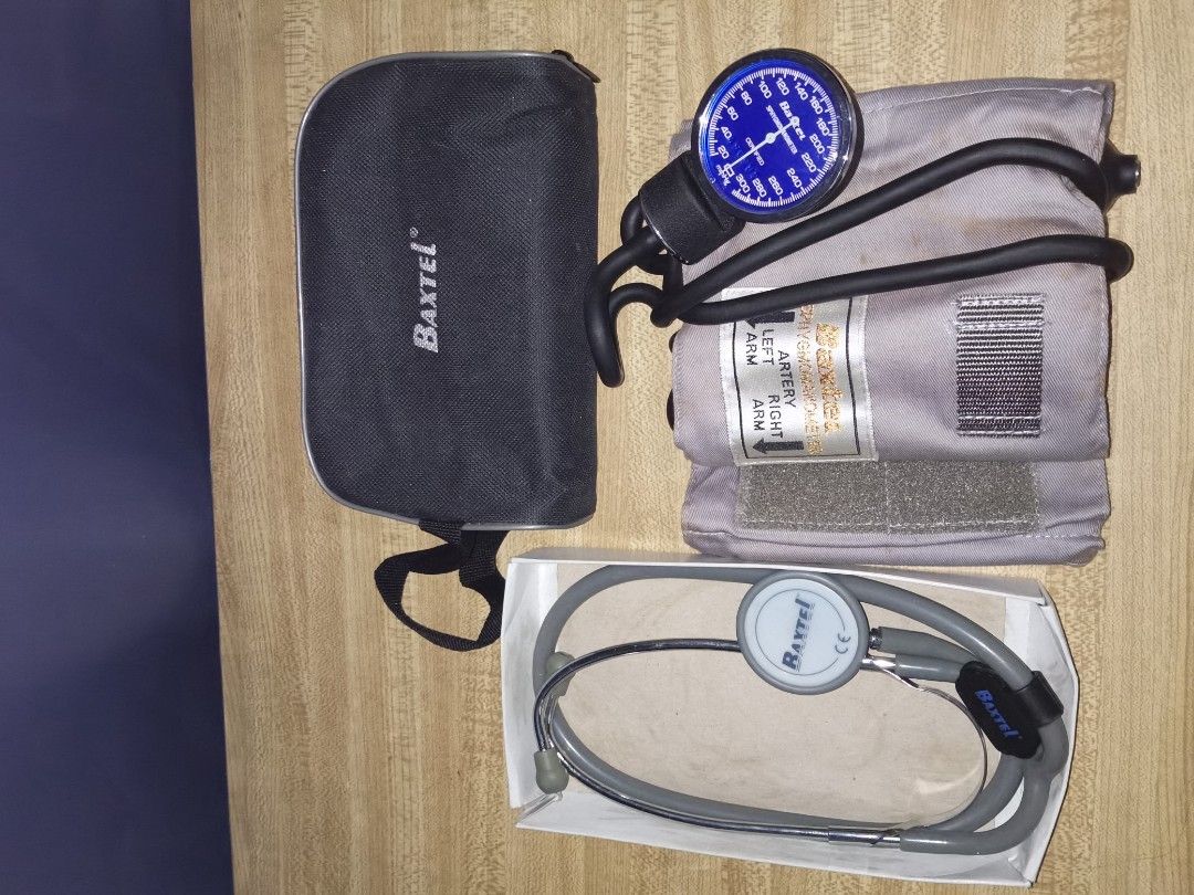 STETHOSCOPE AND SPHYGMOMANOMETER, Health & Nutrition, Medical Supplies