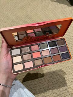 Too Faced Peach palette