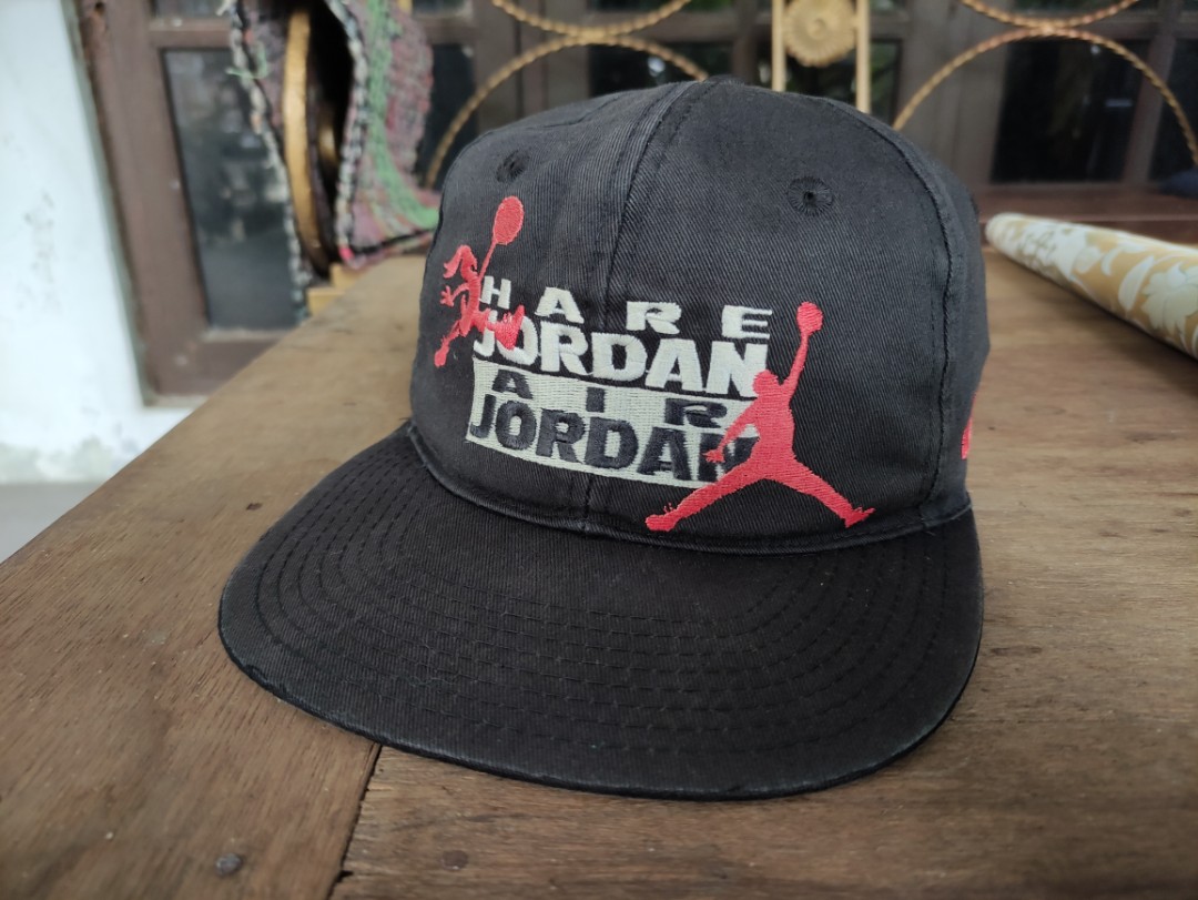 harga topi nike air jordan