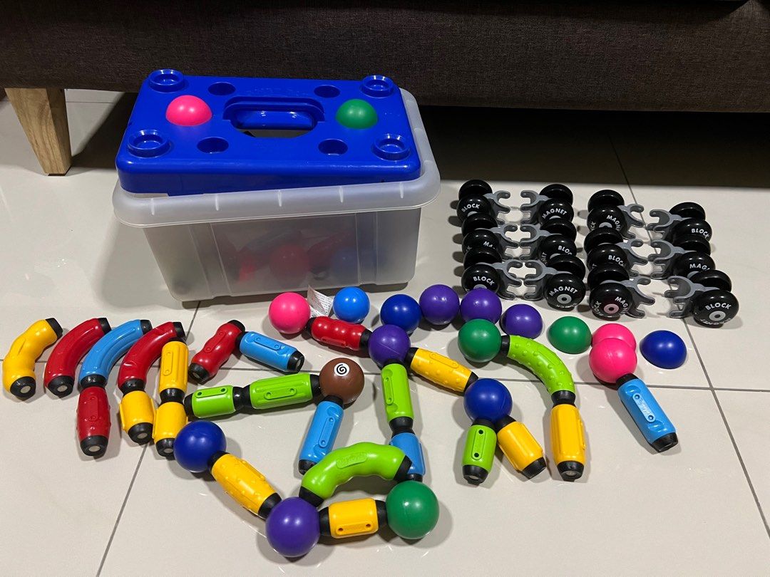 Toyroyal on sale magnetic blocks