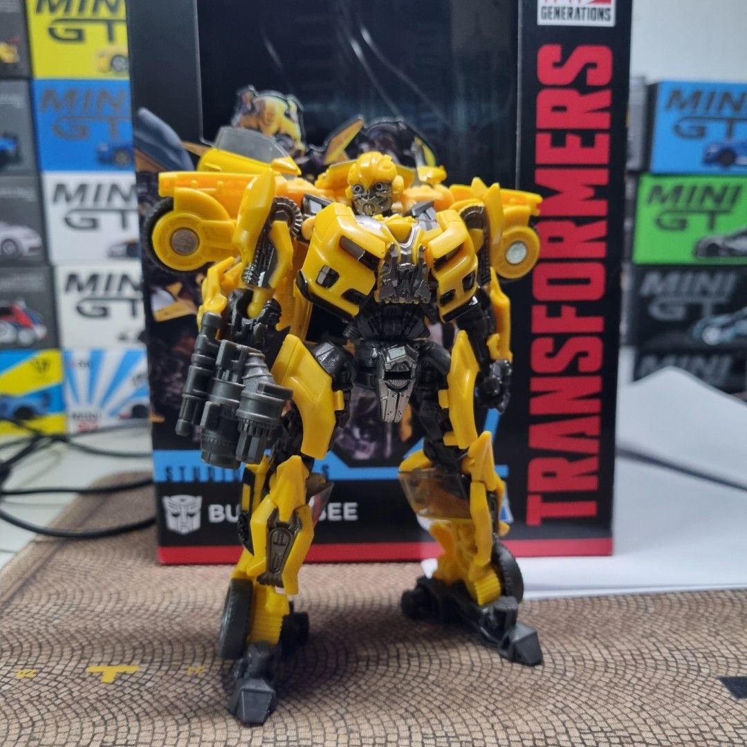  Transformers Toys Studio Series 87 Deluxe Class Dark