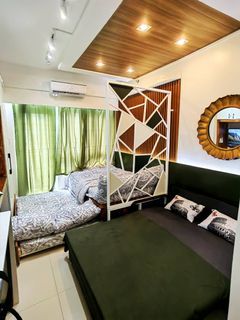 Transient Condo Unit Cool Suites at Wind Residences, Tagaytay City