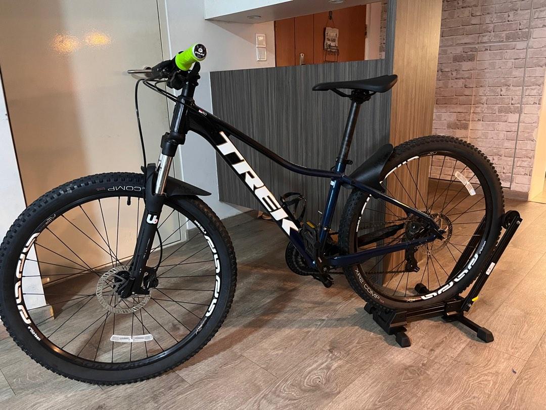 Trek Marlin 5 Size S (2021 Model), Sports Equipment, Bicycles & Parts