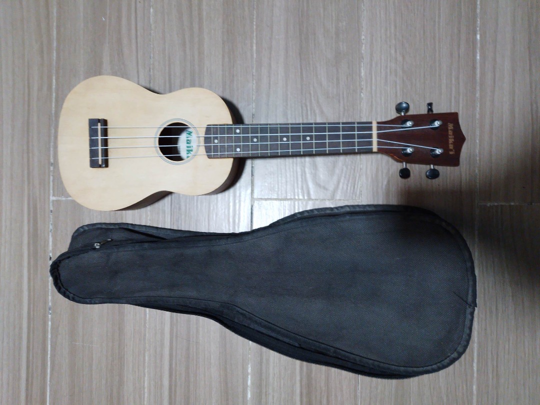 Ukulele and Amplifier, Hobbies & Toys, Music & Media, Musical