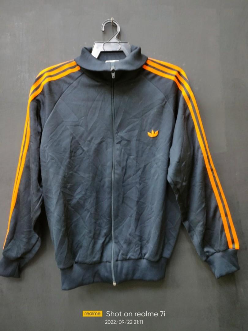 Vintage Adidas track top, Men's Fashion, Activewear on Carousell