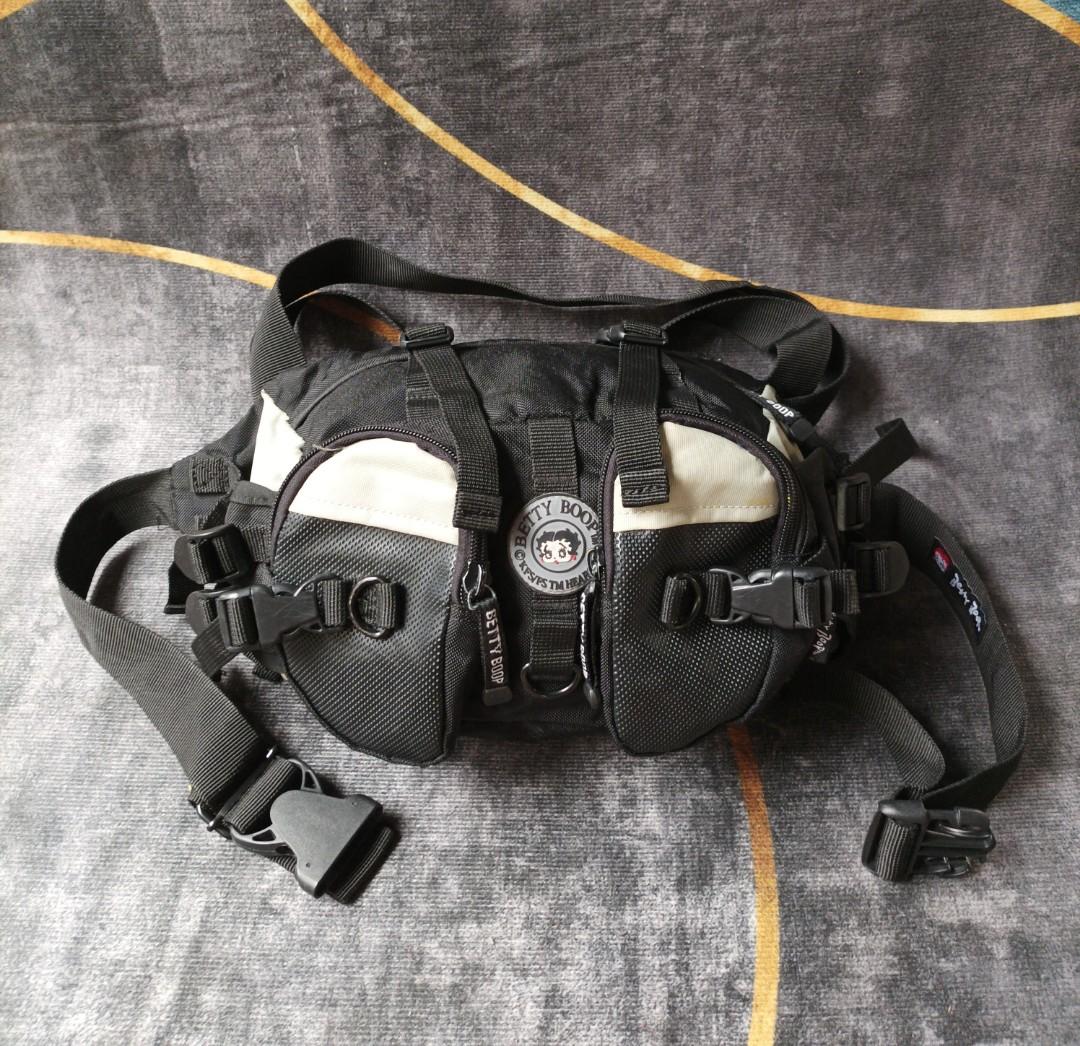Vivienne Westwood BETTY HARNESS Vivienne Westwood - This Vivienne Westwood BETTY HARNESS Vivienne Westwood - This