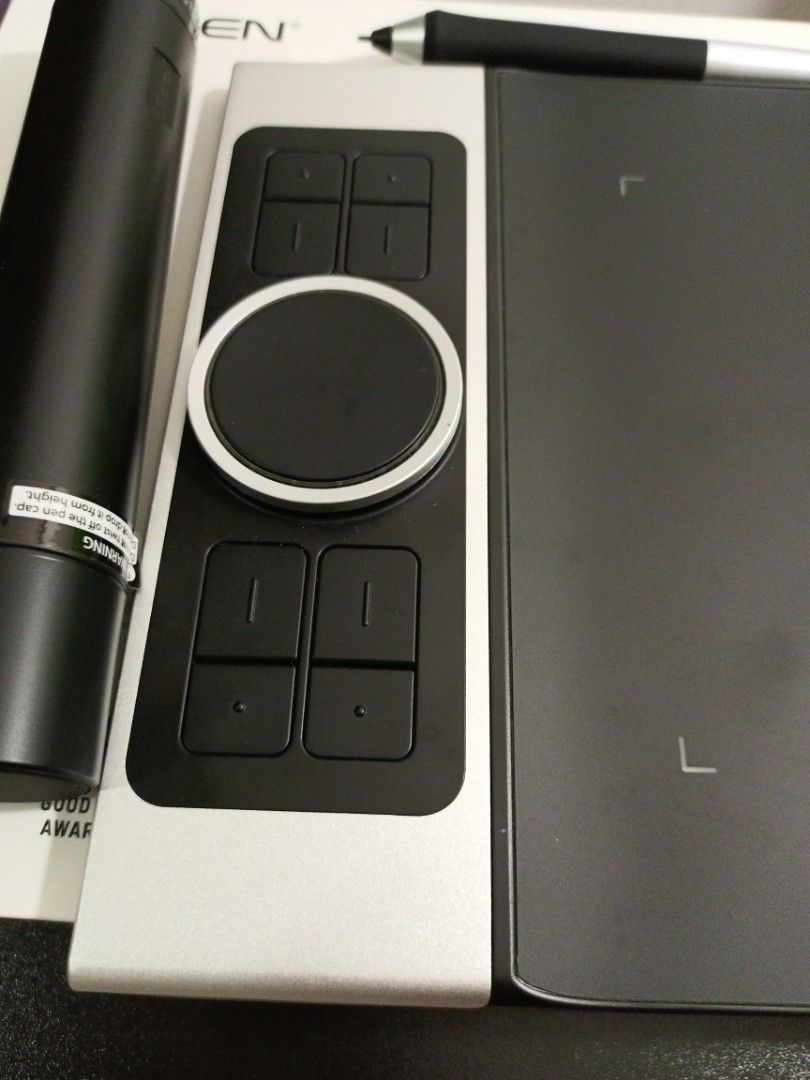 XP-Pen Deco Pro Small Wireless Graphic Drawing Pen Tablet (Category: Other Accessories) located in Pagbilao. Submitted by kdtn0 (Listing ID 1194491374, Image 2). Description: Specifications: • Dimensions: L350.8x W199.5x H16.5mm (thinnest Height 7mm) • Active Area: 9"x5" • Wireless Support: Yes, Bluetooth v5.0 • Tilt: 60 Degrees • Pen: Battery-Free Passive Stylus • Pressure Sensitivity: 8192 Levels • Resolution: 5080 LPI (Lines Per Inch) • Mechan