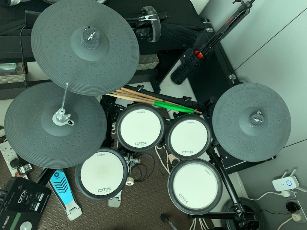 Yamaha dtx562k electronic 2025 drum set