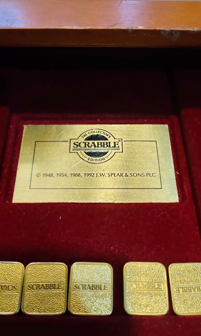 24k carat gold plated vintage scrabble board game, Hobbies & Toys