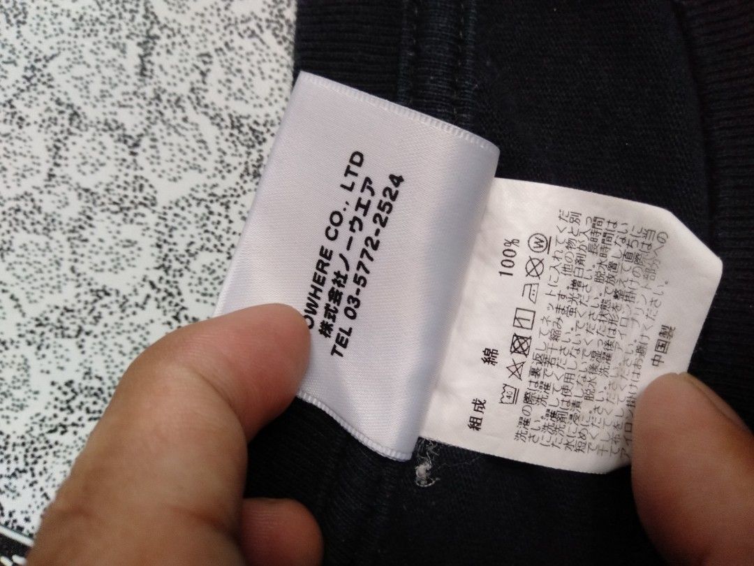 A BATHING APE (Category: Tshirts & Polo Shirts ) located in Bulacan. Submitted by nifftyythrifty (Listing ID 1200074989, Image 3). Description: A BATHING APE SMALL TO MEDIUM.