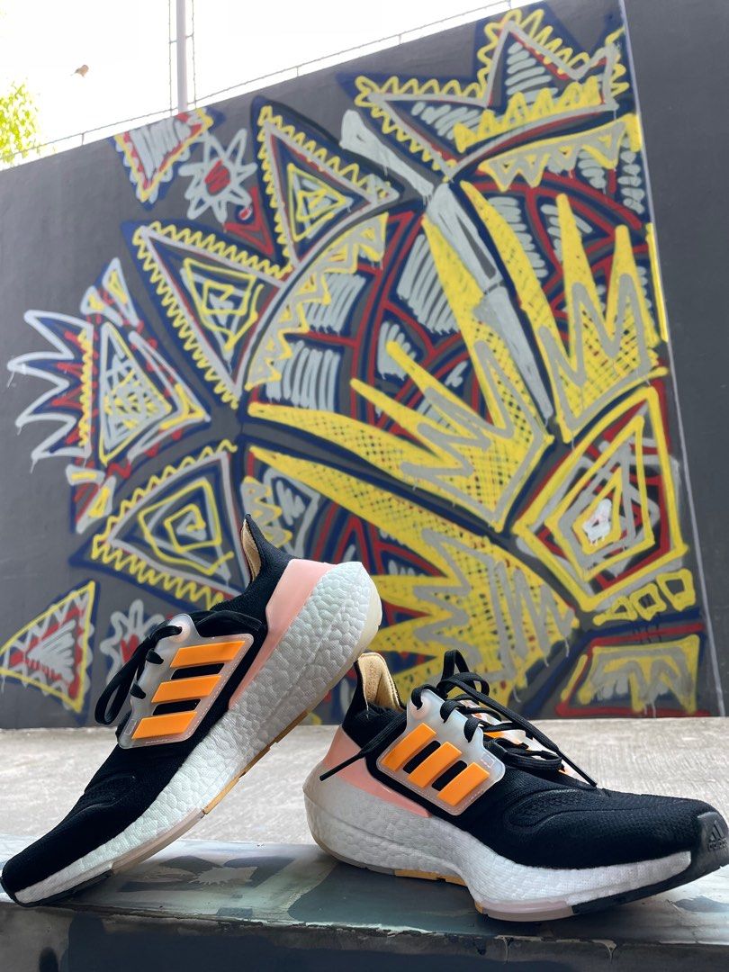 Adidas Ultraboost 22