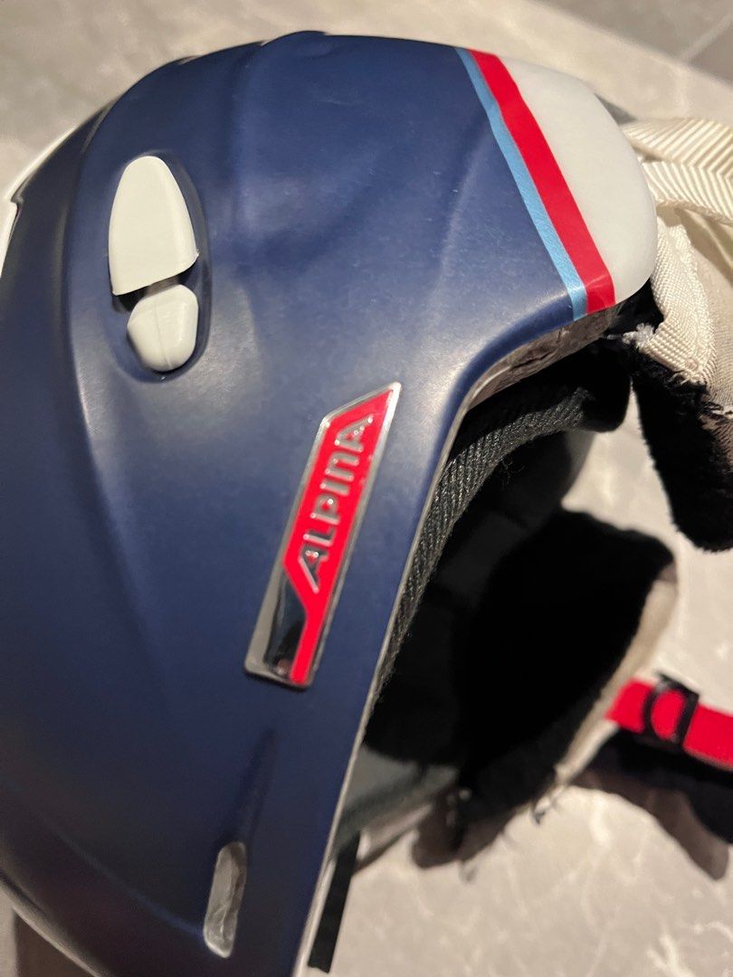 Alpina ski helmet, Sports Equipment, Other Sports Equipment and