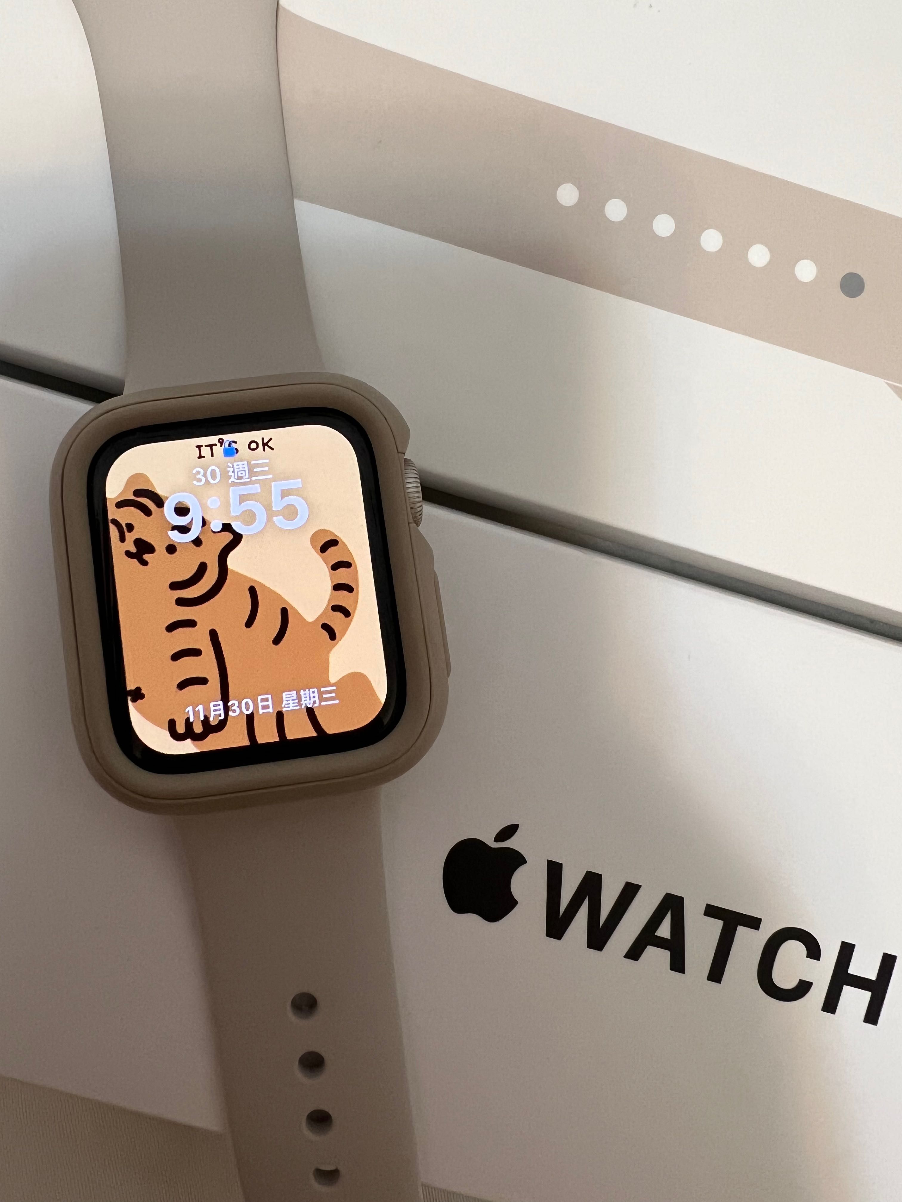 オープニングセール】 【新品未使用】Apple Watch SE 第二世代GPS 40mm