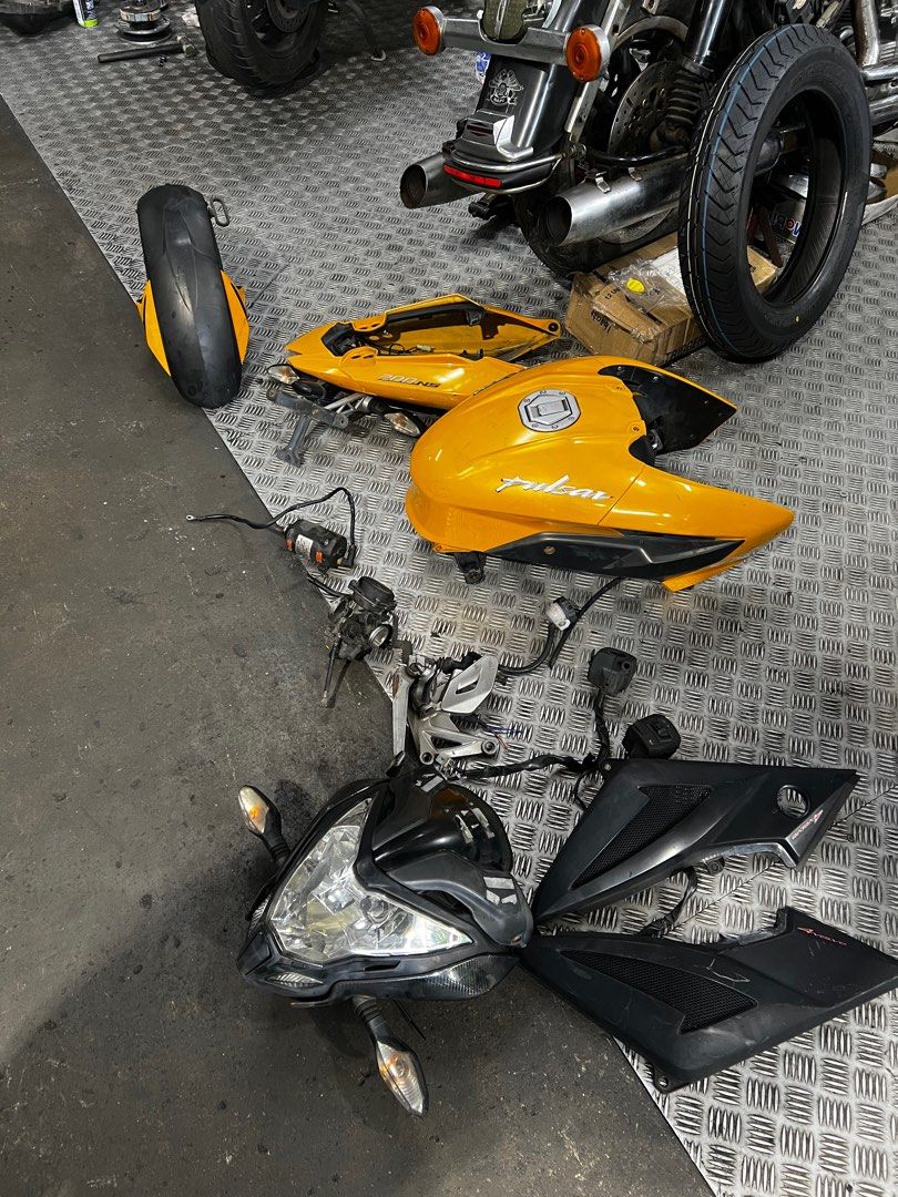 Pulsar ns 200 parts online