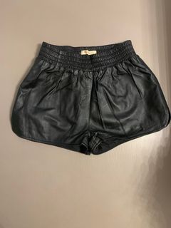 （分類：）位於 。 由 phoebefup 提交（商品編號 1200130392，圖片 1）。簡介： 。
