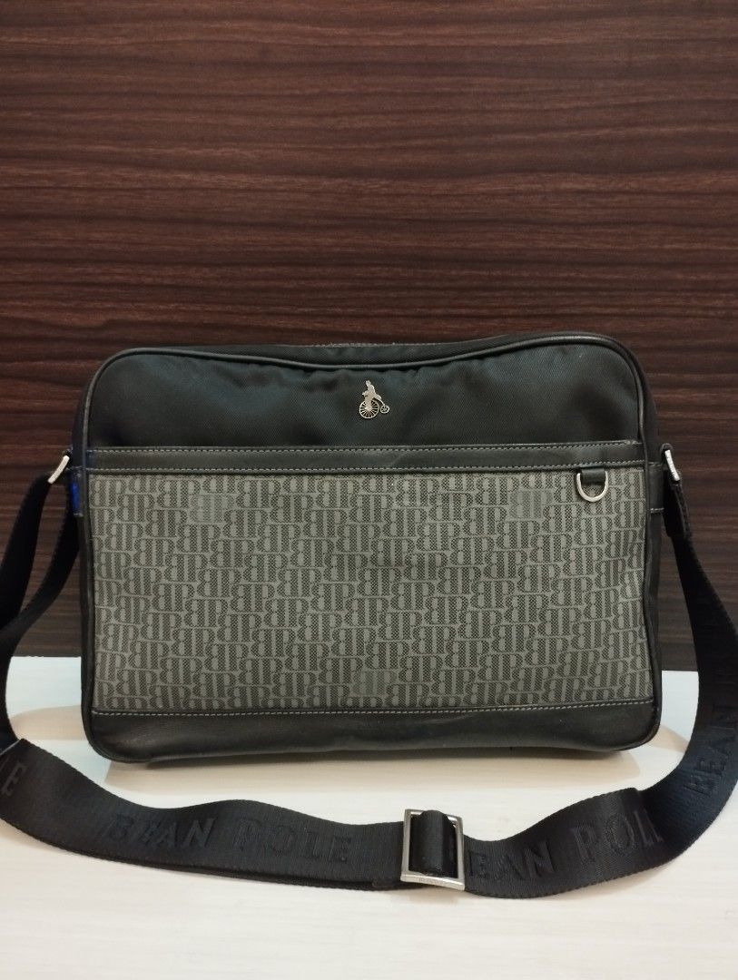 Beanpole sling deals bag