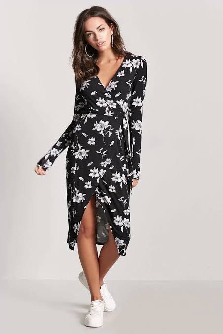 Feminine Cargo Wrap Dress Black
