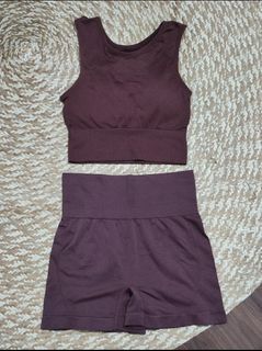 Body love by Toni Sia set in cocoa
