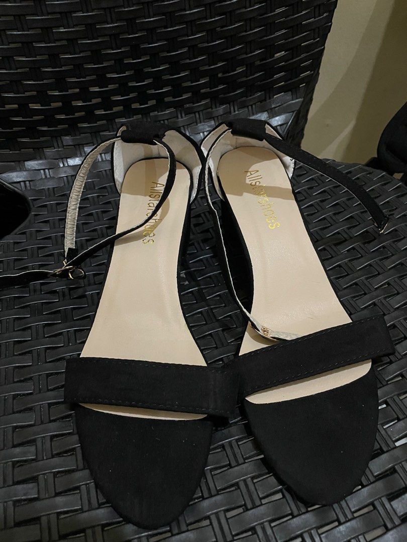 Size 5 sale sandals