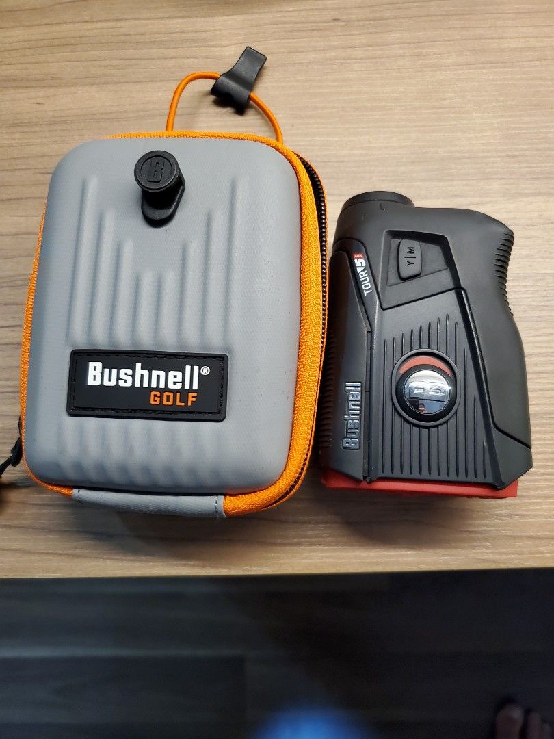 Bushnell V5 shift, Sports Equipment, Sports & Games, Golf on Carousell
