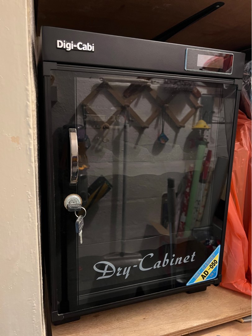 ( NOT WORKING), Photography, Photography Accessories, Dry Boxes