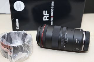 Canon RF 100mm 2.8L is lens macro