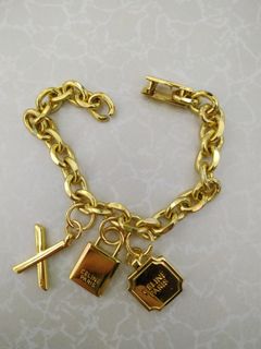 （分類：）位於 。 由 sonjai11 提交（商品編號 1200121617，圖片 1）。簡介： 。