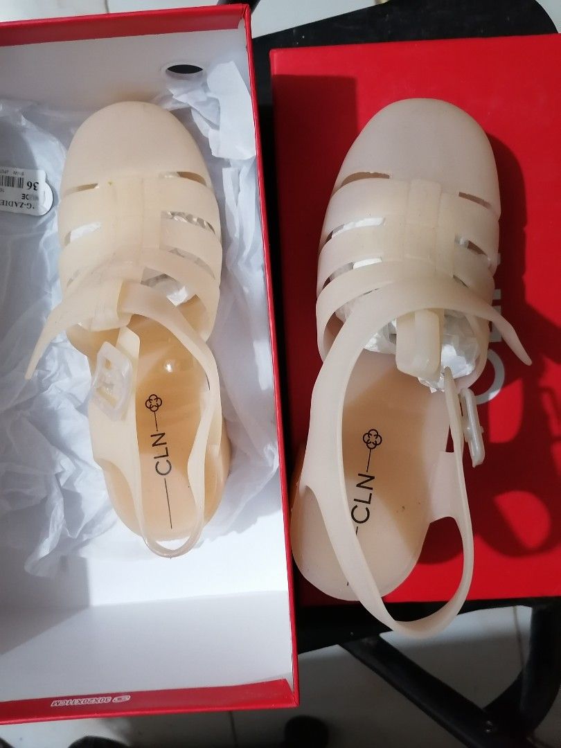 cln jelly shoes