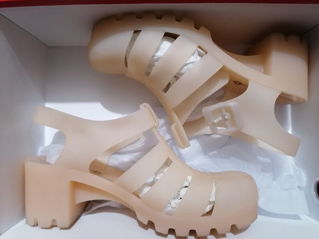 cln jelly shoes