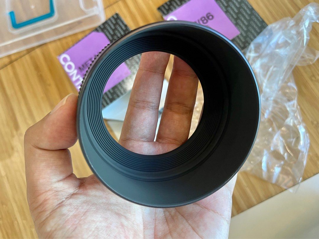 Contax Metal hood 4 + 67/86 ring for 85mm f1.4