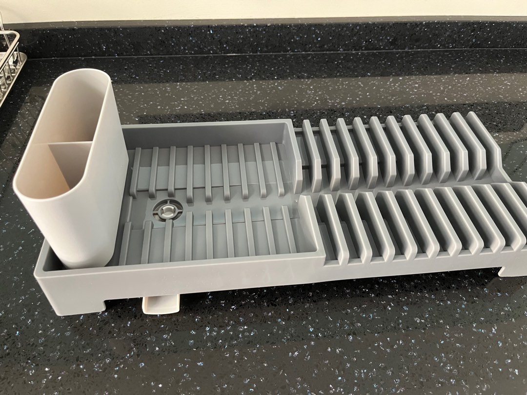 Dish Drainer with Spout, Furniture & Home Living, Bathroom & Kitchen