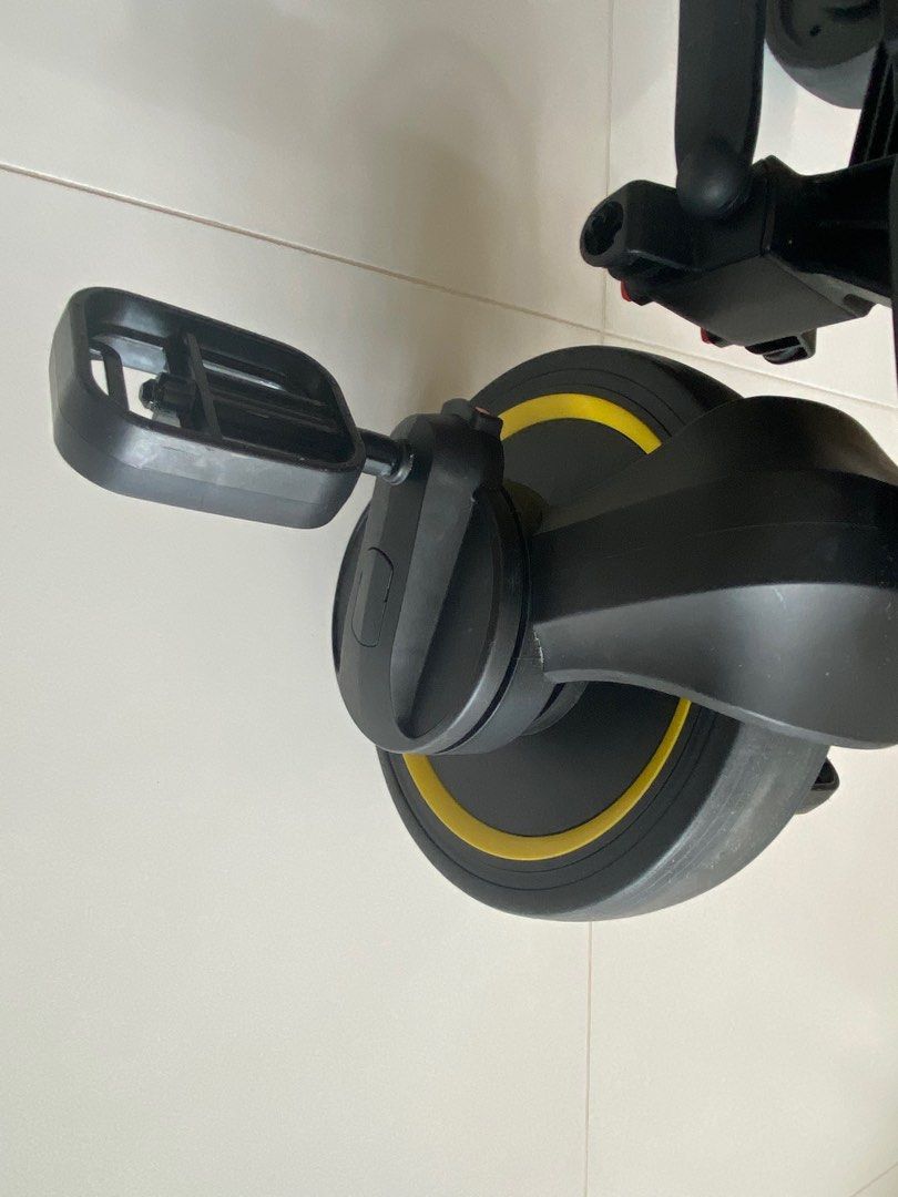 Doona S1 Trikes, Babies & Kids, Going Out, Strollers on Carousell
